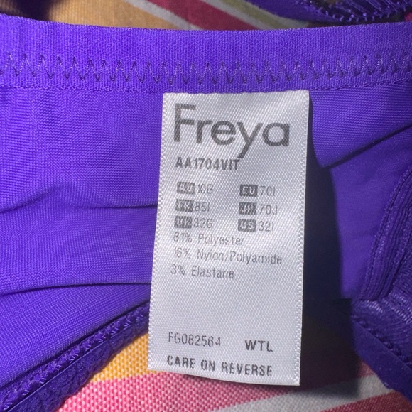 Freya Women's Deco Vibe Underwire Molded Plunge Bra With J-hook size 32G - Picture 4 of 7